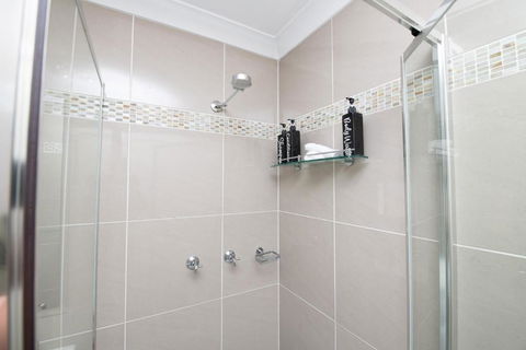 Autumn St. Trendy East Orange Near CBD - Accommodation Mount Tamborine 4