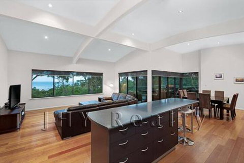 Eagle Vista - Accommodation Mount Tamborine 5