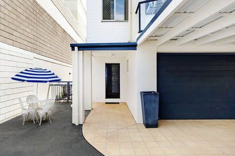 Luxury Living By The Sea - Accommodation Mount Tamborine 1