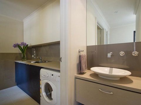 The McLaren Eye Holiday House - Accommodation Mount Tamborine 6