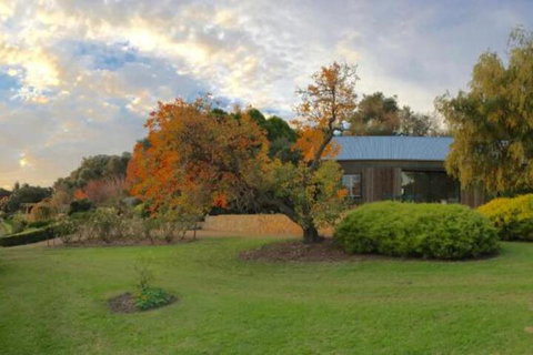 The Garden Cottage At The Olives - Accommodation Mount Tamborine 5