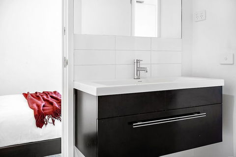 JOYCE, 1BDR Southbank Apartment - Accommodation Mount Tamborine 5