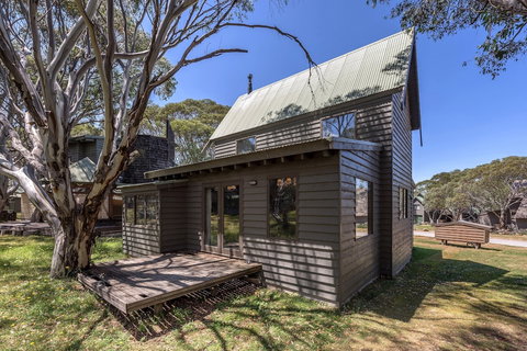 Aaragon - Accommodation Mount Tamborine 2
