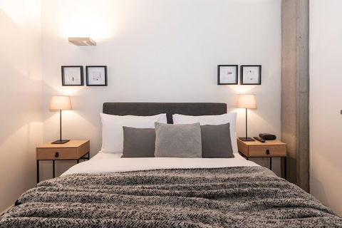 Luxury East Melbourne Apartment - Accommodation Mount Tamborine 3