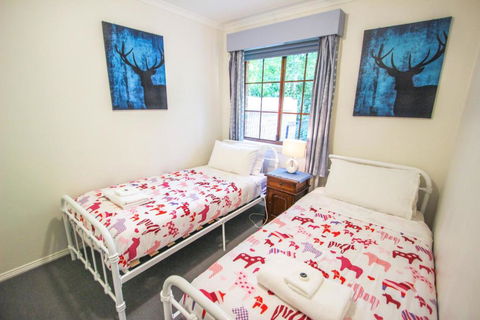 Amber Cottage - Accommodation Mount Tamborine 6