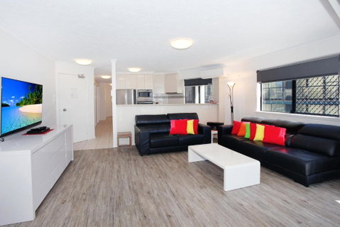 Unit 1 The Rocks 1746 David Low Coolum Beach 500 Bond - Accommodation Mount Tamborine 2