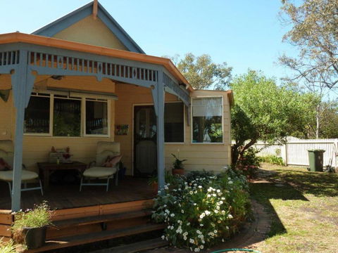 Lilys By The Lake Raymond Island Accommodation - Accommodation Mount Tamborine 1