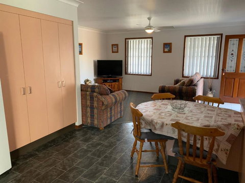 The Beach House On Fitzroy At Anna Bay - Accommodation Mount Tamborine 3