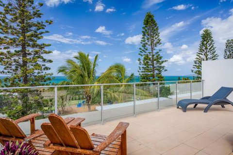 Unit 206 Plantation Rainbow Beach Incredible Views Top Floor Ocean Facing - Accommodation Mount Tamborine 0