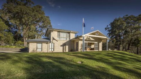 Atlantis On Lake Conjola Sandra St. 1 Lake Conjola - Accommodation Mount Tamborine 6