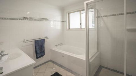 Atlantis On Lake Conjola Sandra St. 1 Lake Conjola - Accommodation Mount Tamborine 1