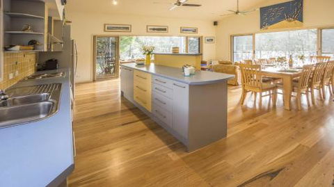 Atlantis On Lake Conjola Sandra St. 1 Lake Conjola - Accommodation Mount Tamborine 5