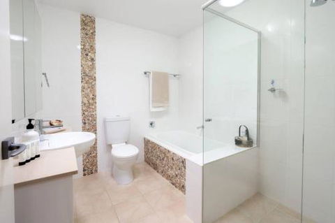 Ait Shona Happy Place. Apt 10 Haven On The Park - Accommodation Mount Tamborine 3