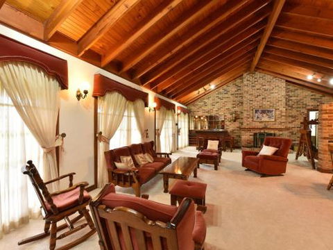 Wine Country Homestead Estate - Accommodation Mount Tamborine 0