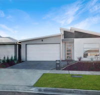 Brand New Home 10 mins to Beach Torquay Geelong Deakin Hospitals - Accommodation Mount Tamborine