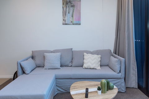 Airtrip Apartments On Deshon St - Accommodation Mount Tamborine 6