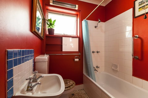 ELEANOR, 1BDR Fitzroy North Apartment - Accommodation Mount Tamborine 1