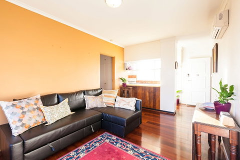 ELEANOR, 1BDR Fitzroy North Apartment - Accommodation Mount Tamborine 2