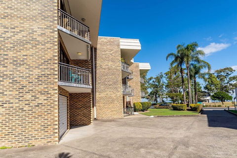 Great Location Close To Waterfront Shops Restaurants & Cafes. - Accommodation Mount Tamborine 1
