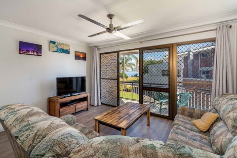 Great Location Close To Waterfront Shops Restaurants & Cafes. - Accommodation Mount Tamborine 2