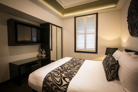 Gallery Apartments - Accommodation Mount Tamborine 7