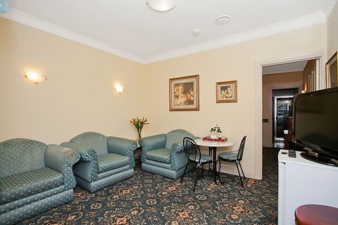 Merton Manor Exclusive Bed And Breakfast - Accommodation Mount Tamborine 5