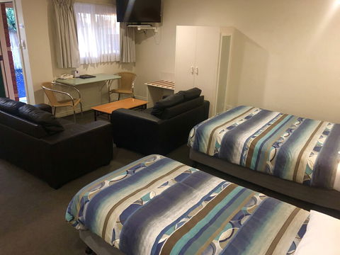 Sheffield Motor Inn - Accommodation Mount Tamborine 4