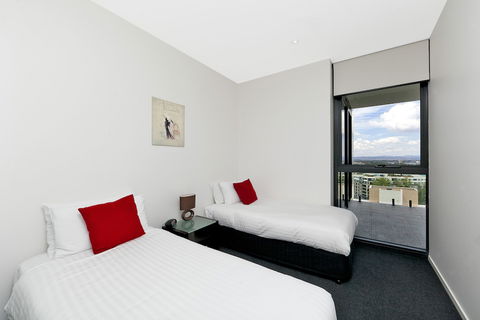 AAC Apartments - Manhattan - Accommodation Mount Tamborine 4
