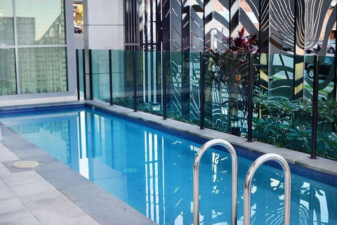 Oaks Gladstone Grand Hotel - Accommodation Mount Tamborine 1