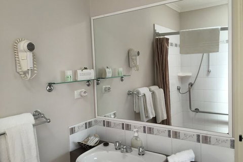 The Noble Grape Guesthouse - Accommodation Mount Tamborine 6