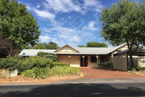 The Noble Grape Guesthouse - Accommodation Mount Tamborine 0
