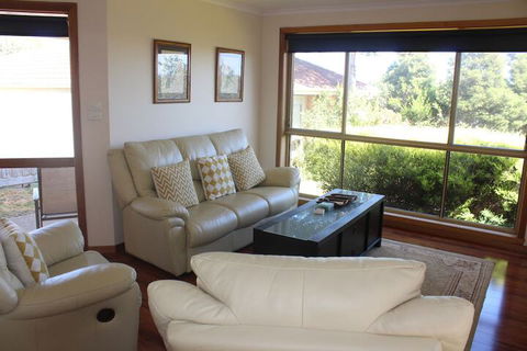 Australian Home Away At Doncaster Andersons Creek 2 - Accommodation Mount Tamborine 4