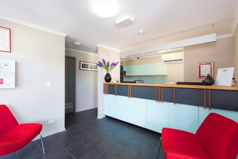 Rocklea International Motel - Accommodation Mount Tamborine 3