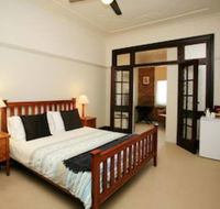 The Bank Guesthouse - Accommodation Mount Tamborine
