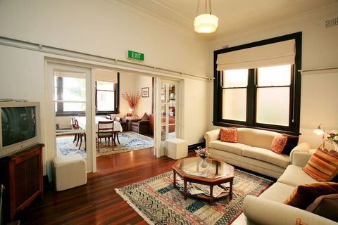 The Bank Guesthouse - Accommodation Mount Tamborine 6