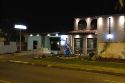 Alabaster Motor Inn Taree - Accommodation Mount Tamborine 5