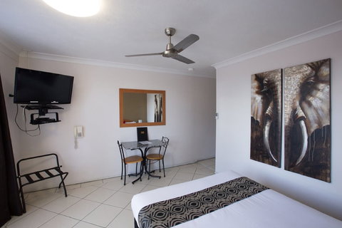 The David Motel - Accommodation Mount Tamborine 0