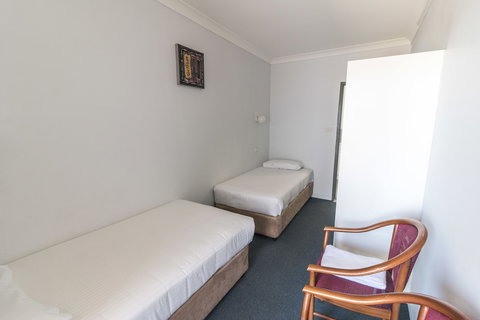 Port Aloha Motel - Accommodation Mount Tamborine 4