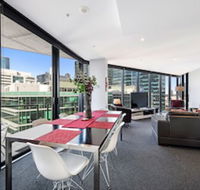 Docklands Executive Apartments - Accommodation Mount Tamborine