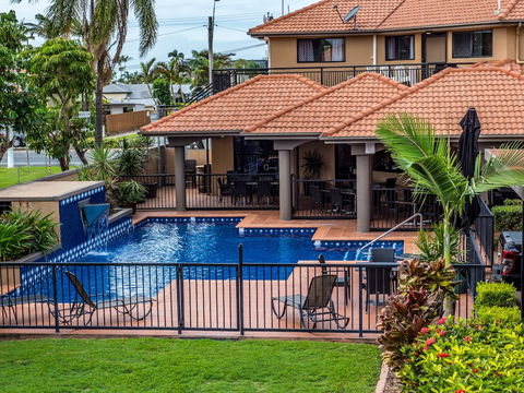 Mackay Resort Motel - Accommodation Mount Tamborine 1