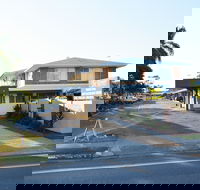 Rover Holiday Units - Accommodation Mount Tamborine