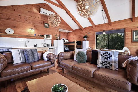 Kangaroo Valley Timber Cabin - Accommodation Mount Tamborine 3