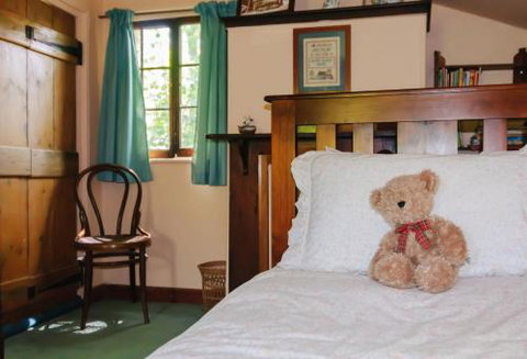 Laurel Cottage - Accommodation Mount Tamborine 4