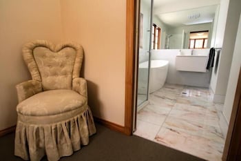 Otago TAS Accommodation Mount Tamborine