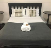 The Irish Village - Accommodation Mount Tamborine