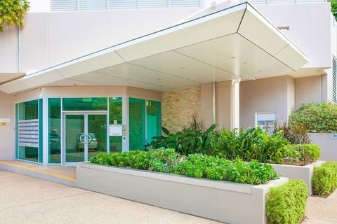 Beachlife Holiday Apartments - Accommodation Mount Tamborine 0