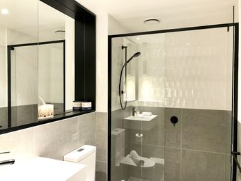 UrbanMinder At The Eminence - Accommodation Mount Tamborine 5