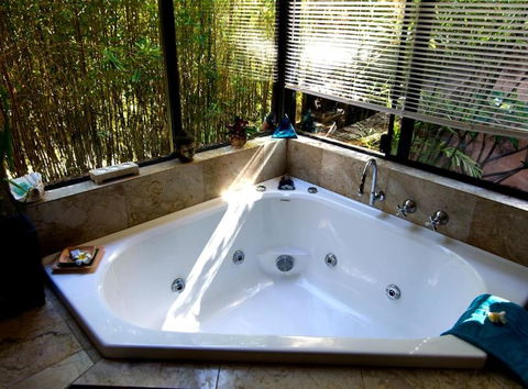 Riveresque - Accommodation Mount Tamborine 1