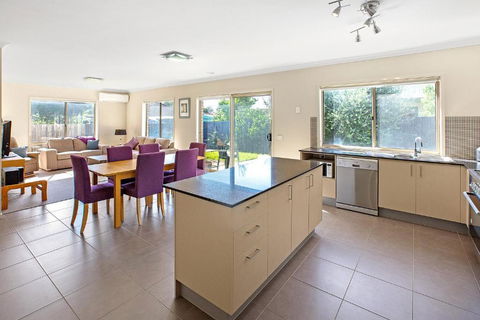 Toonalook Retreat Pet Friendly & Close To Town - Accommodation Mount Tamborine 5