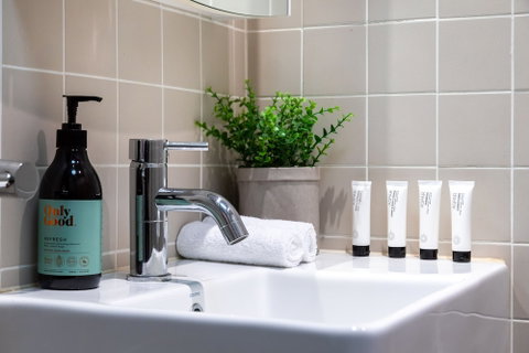 Urban Rest - Banq - Accommodation Mount Tamborine 3